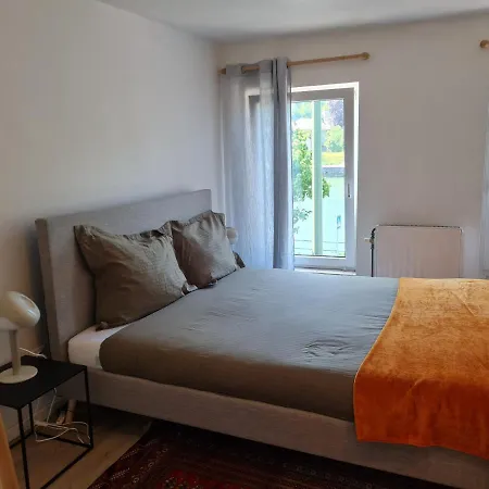 Privatunterkunft Studio 87 *